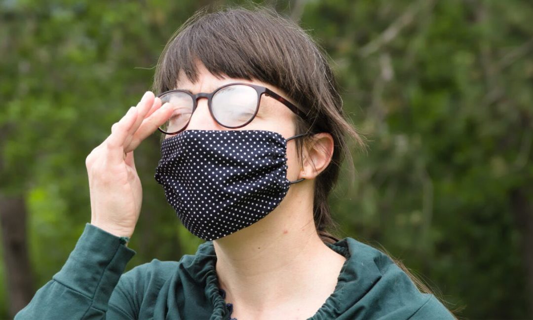 How To Keep Glasses From Fogging While Wearing A Face Mask