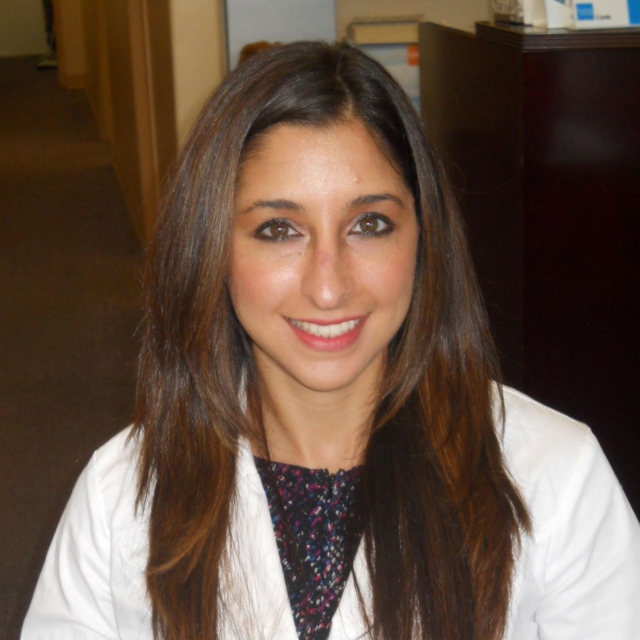 Dr. Afsaneh Amini, O.D.